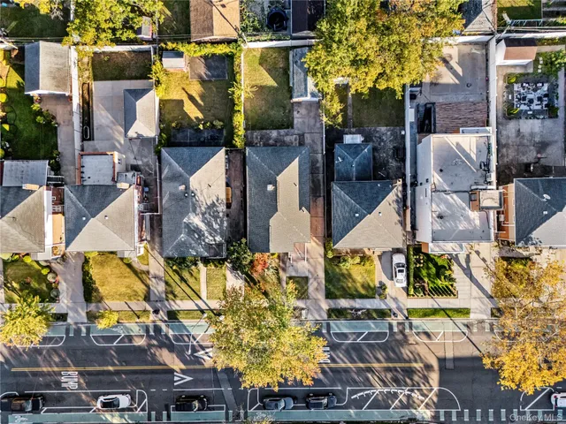 $1,169,999 | 197-15 53rd Avenue | Auburndale