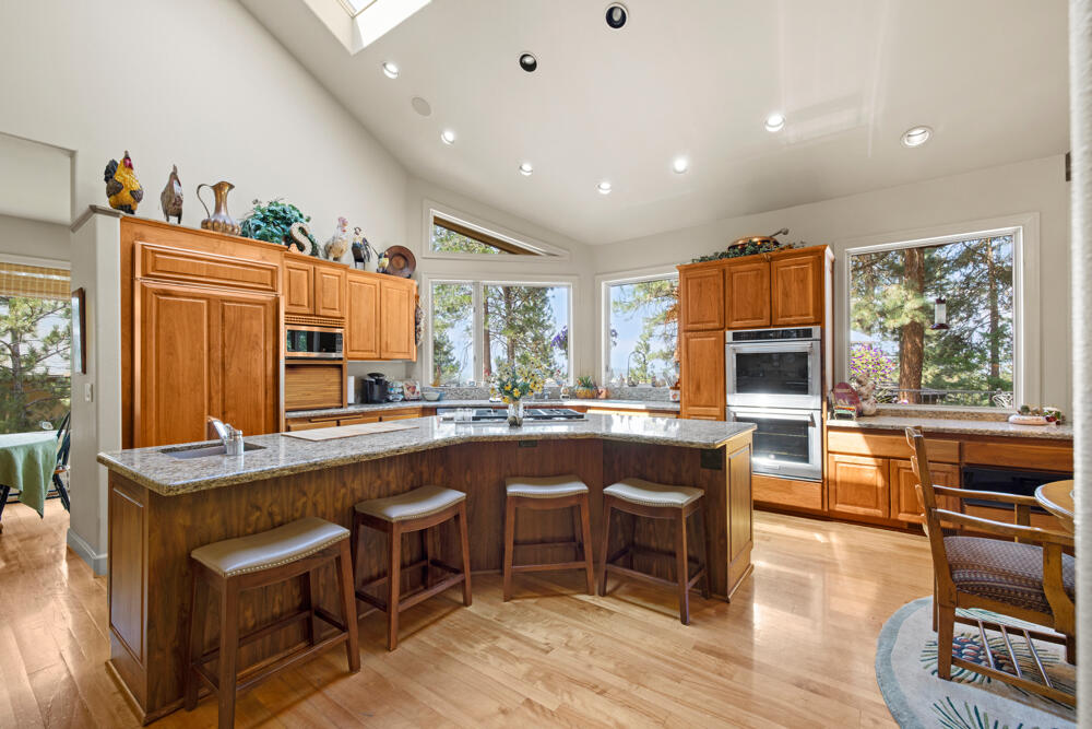 11539 Kestrel Road Klamath Falls, OR 97601 - Photo 22 of 72 11539KestrelRd.-93