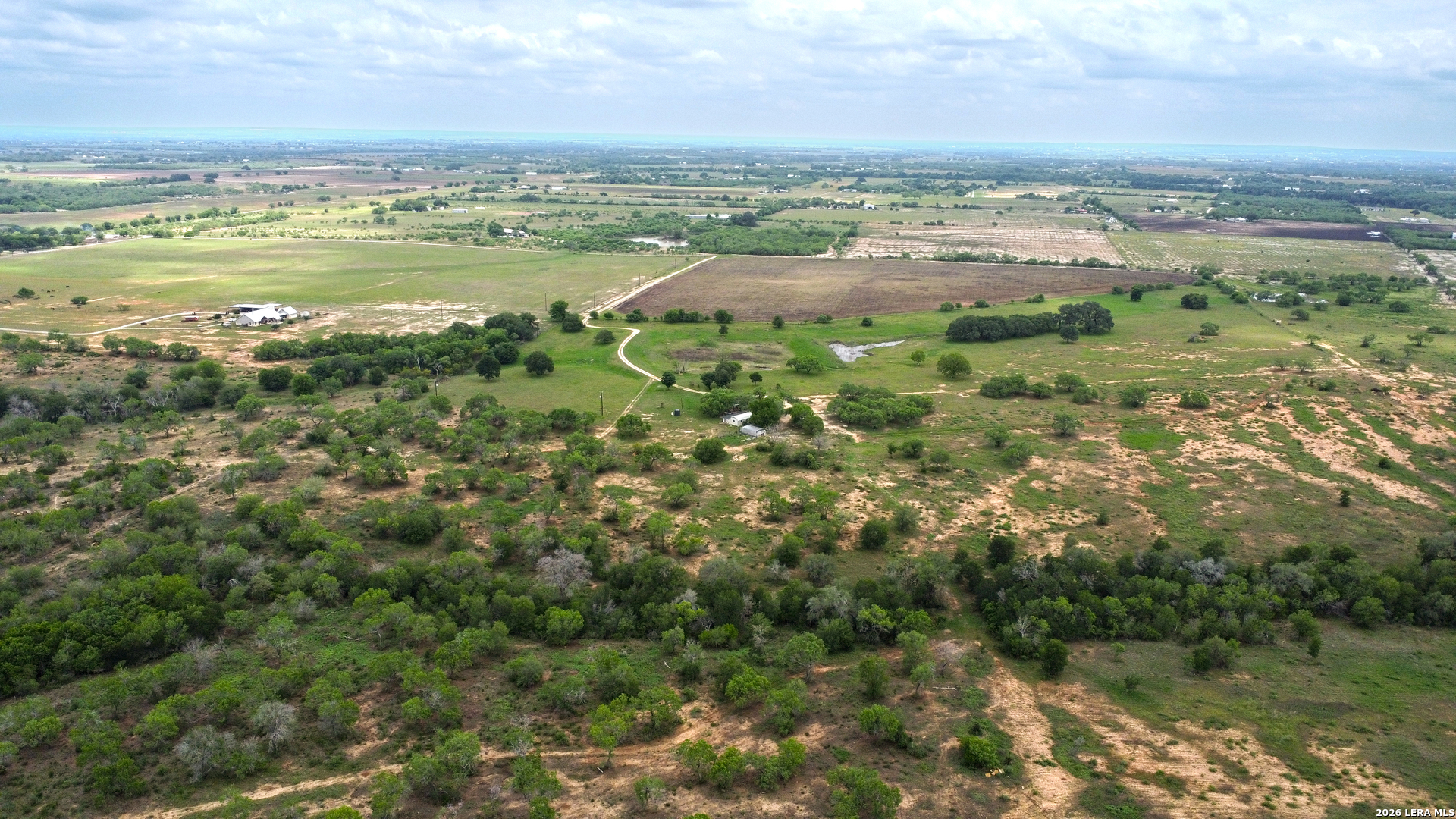 1335 North Gable Road St. Hedwig, TX 78152 - Photo 5 of 25