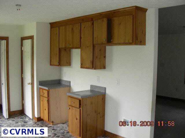 8139 Turner Road Richmond, VA 23231 - Photo 4 of 8 Gallery Image 4
