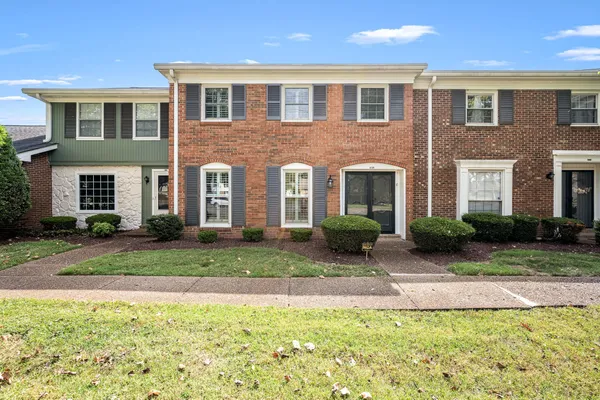$275,000 | 1002 East Northfield Boulevard, Unit A106, Murfreesboro, TN 37130