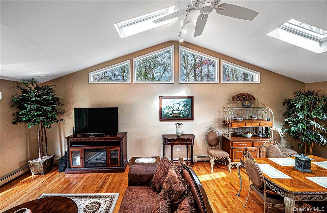 26 Waterbury Road Warwick, NY 10990 - Photo 5 of 32 Living room with plenty of natural light