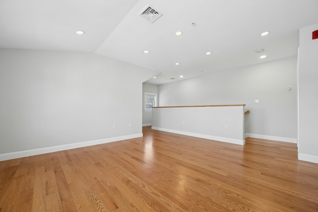 140 Main Street, Unit B Upton, MA 01568 - Photo 24 of 26