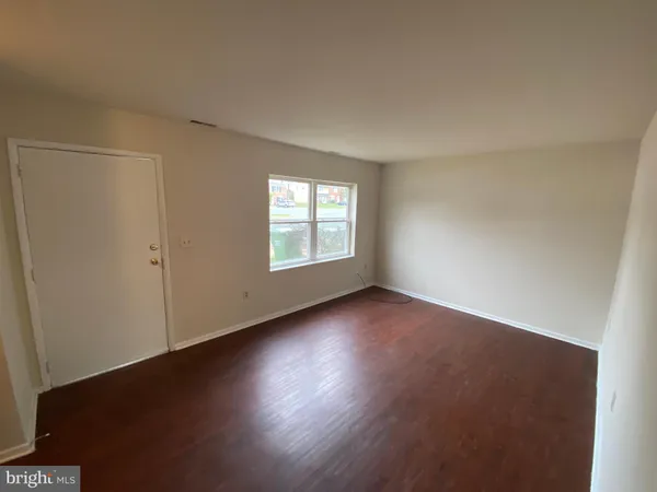 $1,795 | 928 Bellows Avenue, Fredericksburg, VA 22405