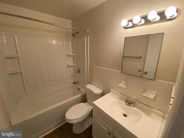 $1,795 | 928 Bellows Avenue, Fredericksburg, VA 22405