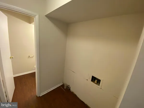 $1,795 | 928 Bellows Avenue, Fredericksburg, VA 22405