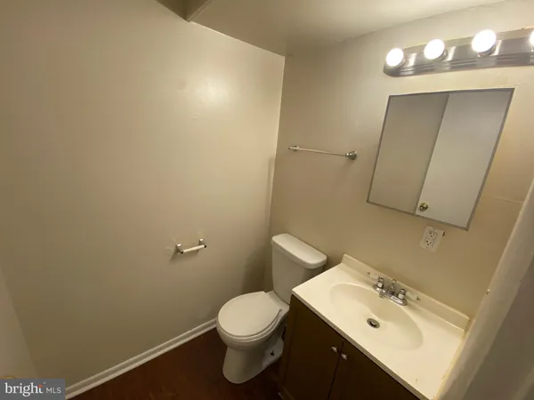 $1,795 | 928 Bellows Avenue, Fredericksburg, VA 22405