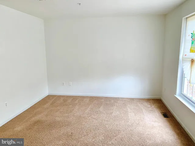 $2,100 | 3 Juliana Circle West, Annapolis, MD 21401