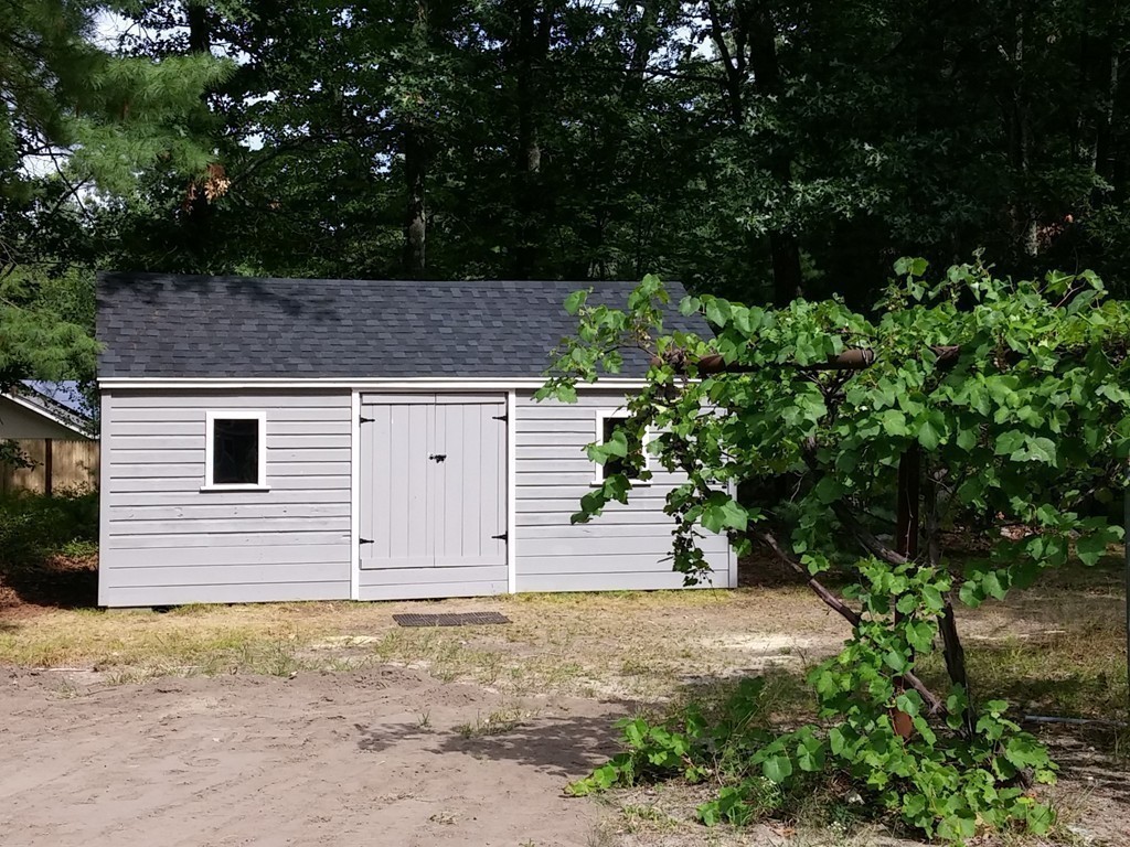 47 Swain Road Chelmsford, MA 01863 - Photo 17 of 19 Gallery Image 17