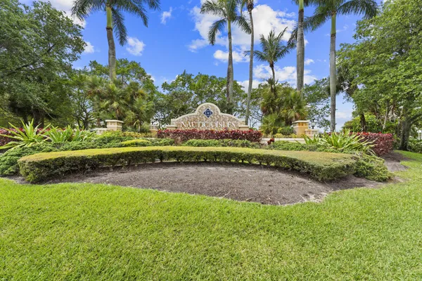 $725,000 | 5330 Grand Banks Boulevard, Greenacres, FL 33463