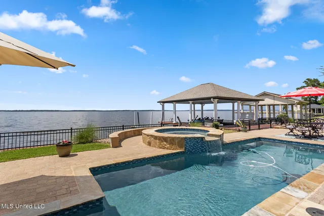 $1,470,000 | 64 Grandview Circle, Brandon, MS 39047