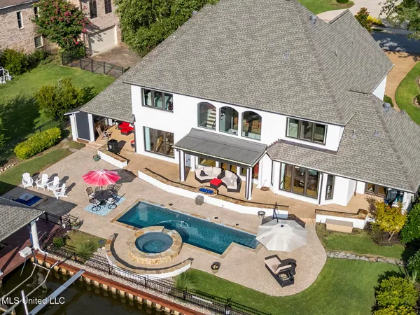$1,470,000 | 64 Grandview Circle, Brandon, MS 39047