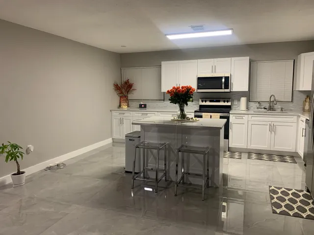 $4,000 | 3093 Pinehurst Drive, Lake Worth, FL 33467