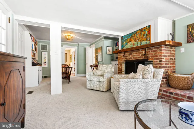 $1,075,000 | 2005 Makefield Road, Yardley, PA 19067