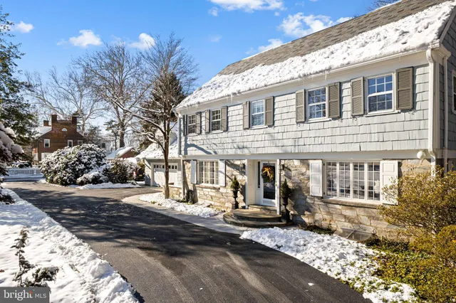 $1,075,000 | 2005 Makefield Road, Yardley, PA 19067