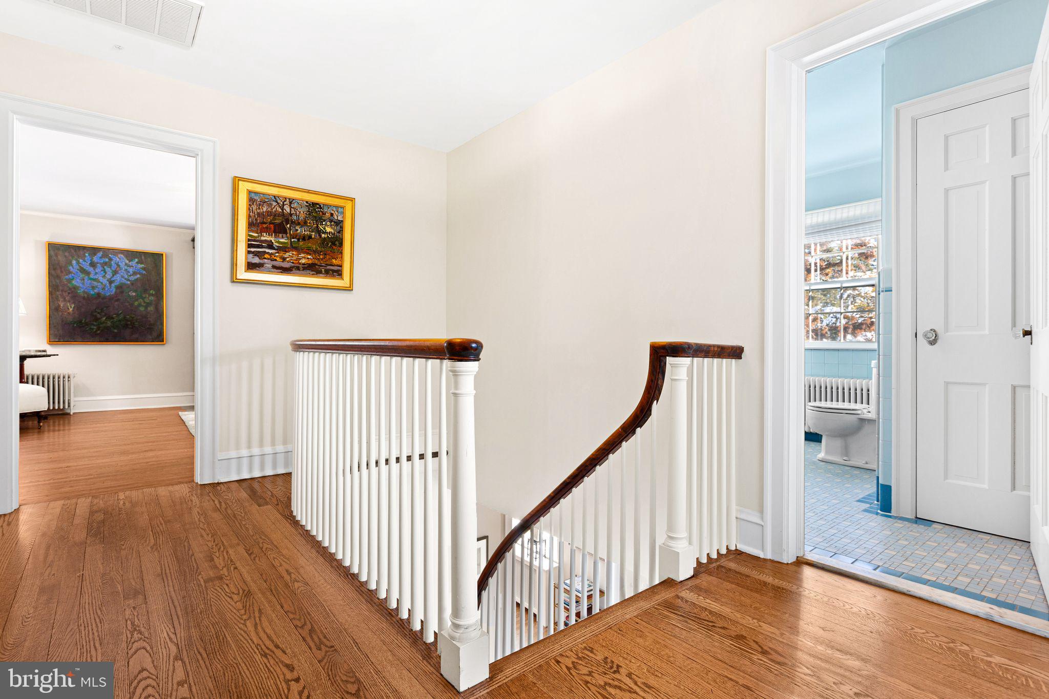 2005 Makefield Road Yardley, PA 19067 - Photo 33 of 57 Second Floor Hall