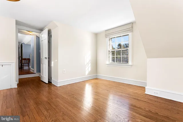 $1,075,000 | 2005 Makefield Road, Yardley, PA 19067