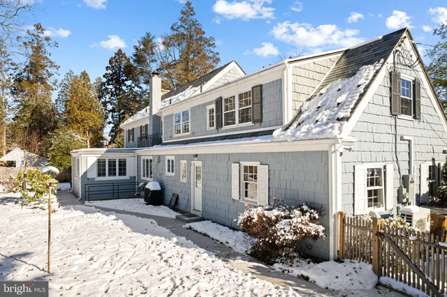 $1,075,000 | 2005 Makefield Road, Yardley, PA 19067