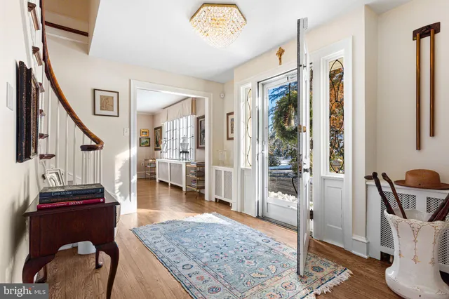 $1,075,000 | 2005 Makefield Road, Yardley, PA 19067