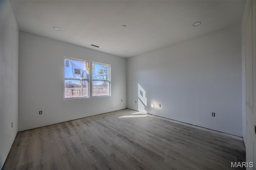 2043 Kay Avenue Lebanon, MO 65536 - Photo 15 of 26