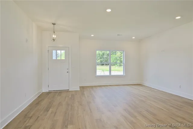 $265,000 | 226 Drive-in (lot # 2) Court, Charlestown, IN 47111