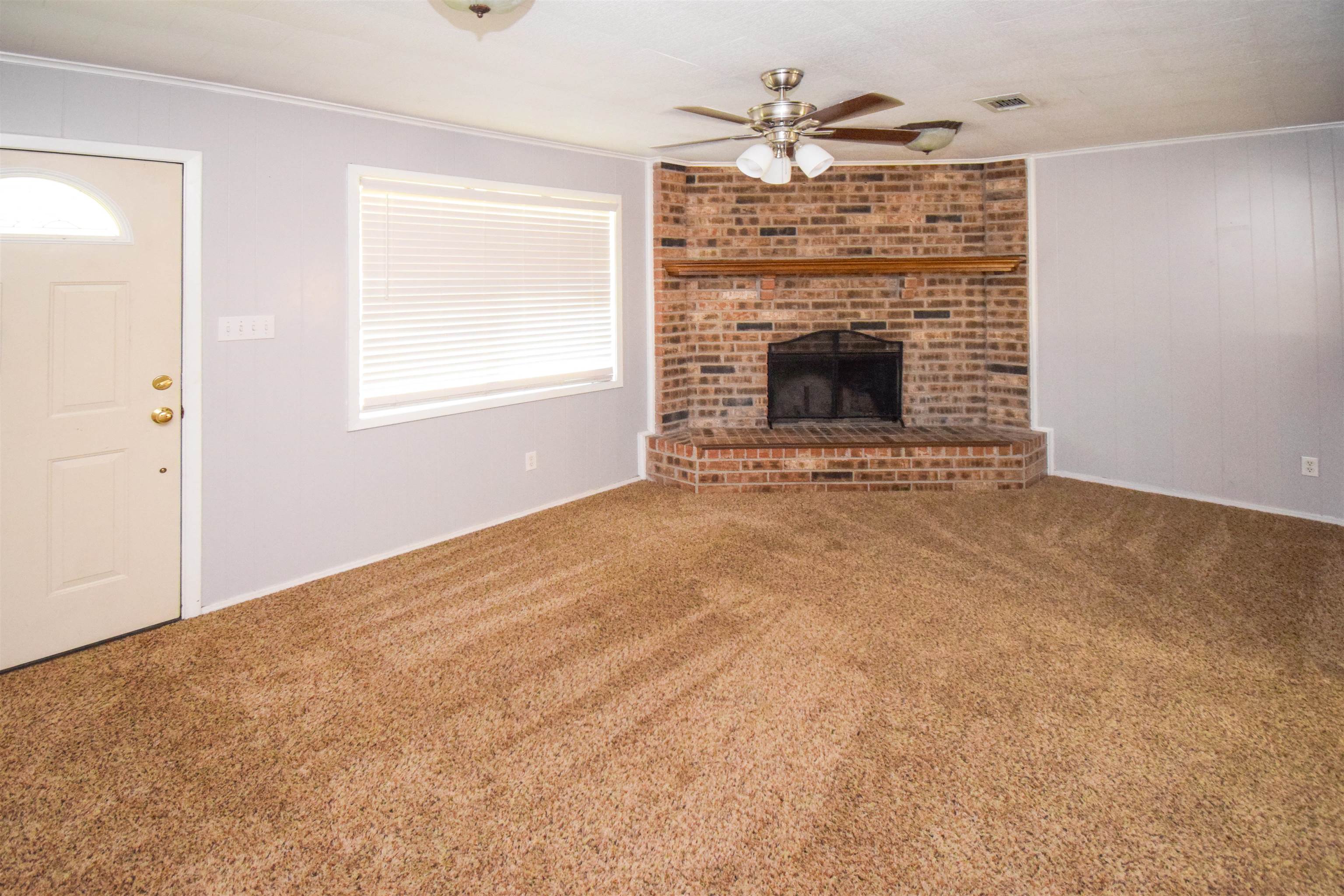 13580 Gore Store Road Silsbee, TX 77656 - Photo 2 of 14