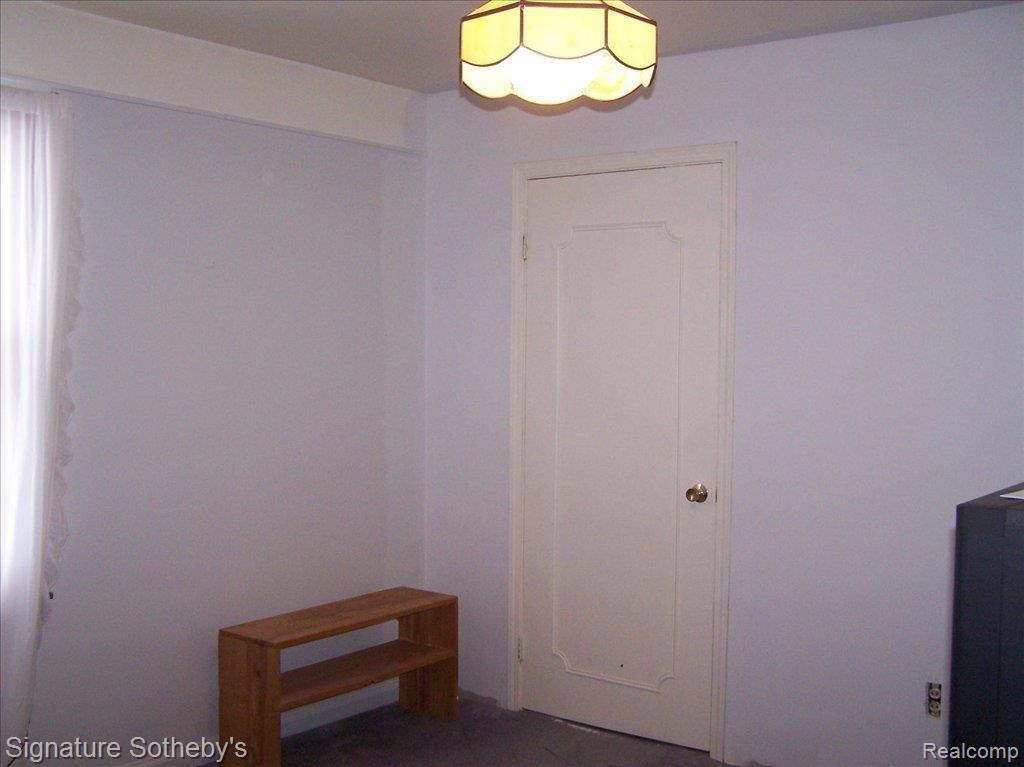 820 Trinway Road Troy, MI 48085 - Photo 7 of 13 Bedroom #2