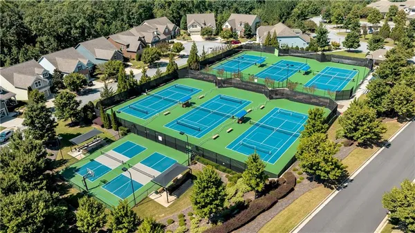 $614,500 | 3739 Golden Leaf Point Southwest, Gainesville, GA 30504