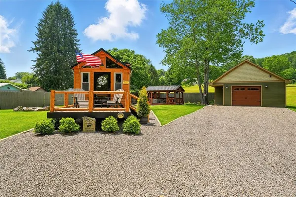 $158,900 | 319 Ferry Ln Drive, West Hickory, PA 16370