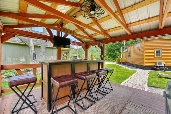 $158,900 | 319 Ferry Ln Drive, West Hickory, PA 16370