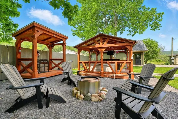 $158,900 | 319 Ferry Ln Drive, West Hickory, PA 16370