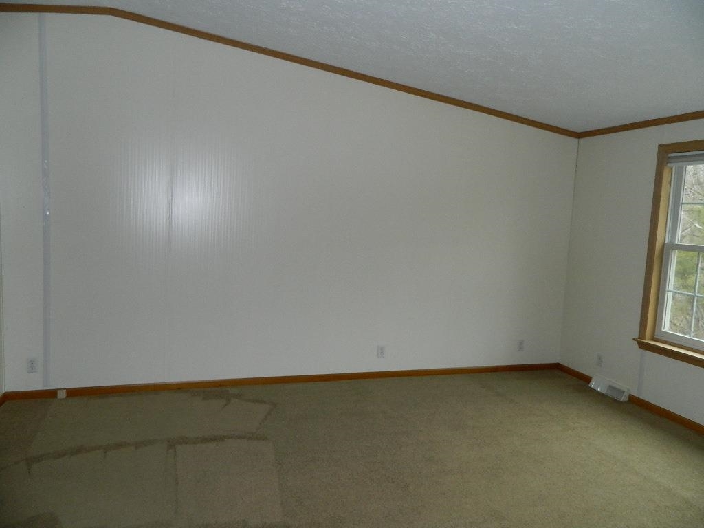 140 South Shepherd Road Mount Pleasant, MI 48858 - Photo 10 of 13 1897773-9.JPG