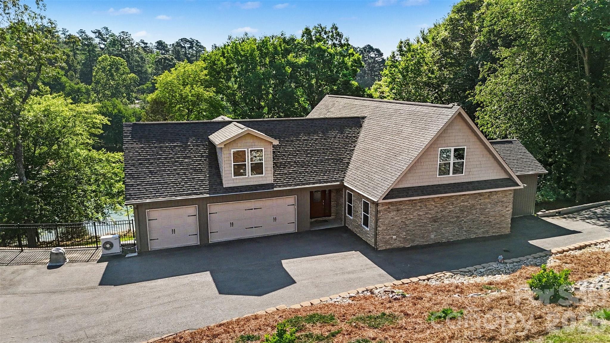 393 Stillwater Road Troutman, NC 28166 - Photo 4 of 34