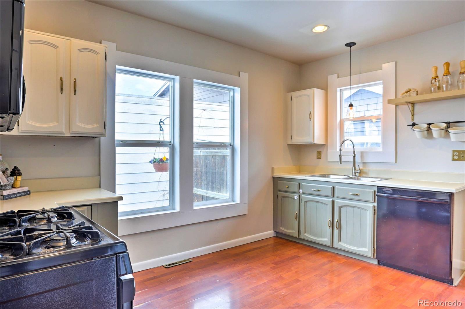 4976 Raleigh Street Denver, CO 80212 - Photo 12 of 27 Gallery Image 12