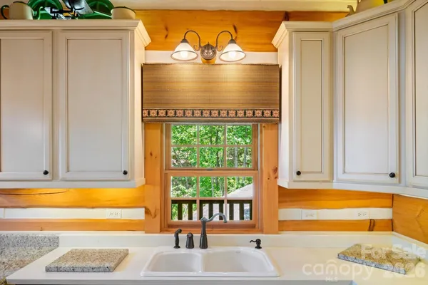 $899,000 | 35 Elderberry Drive, Old Fort, NC 28762