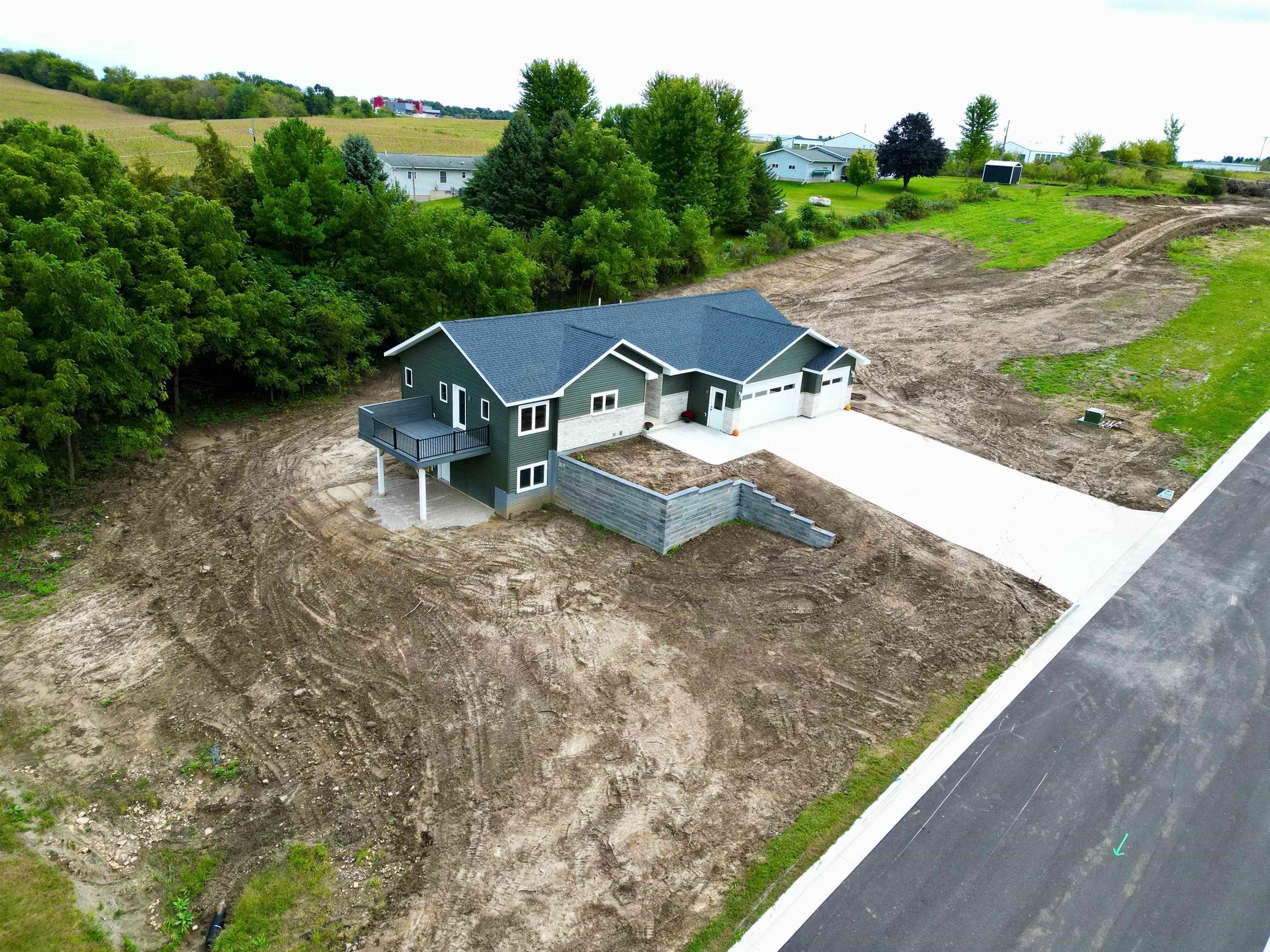 1698 Lettermore Road Decorah, IA 52101 - Photo 2 of 27 Gallery Image 2