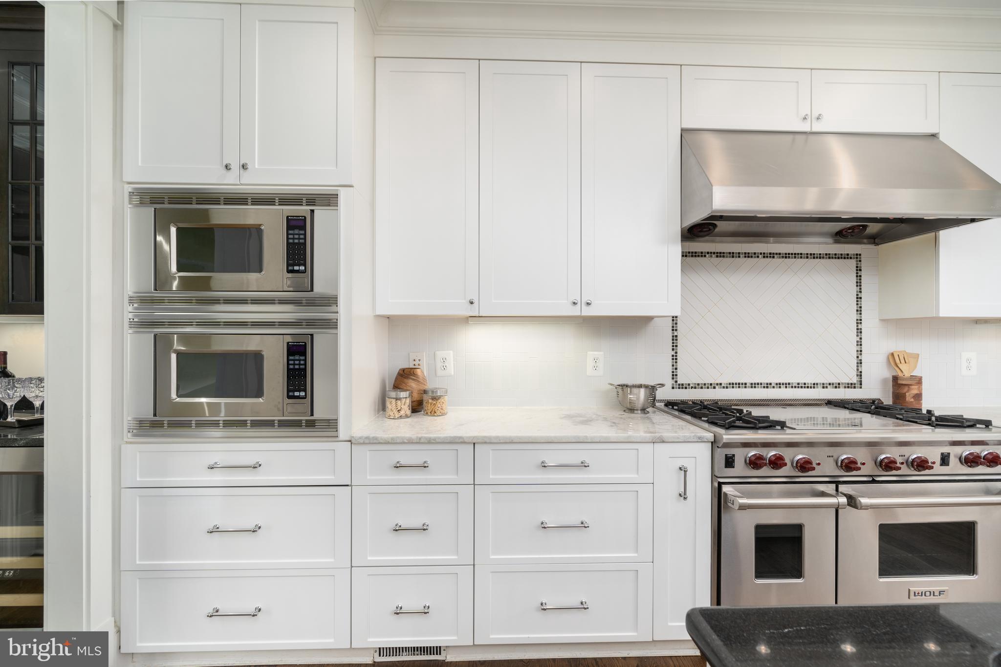 4310 Chestnut Street Bethesda, MD 20814 - Photo 13 of 50 Wolf Range and hood
