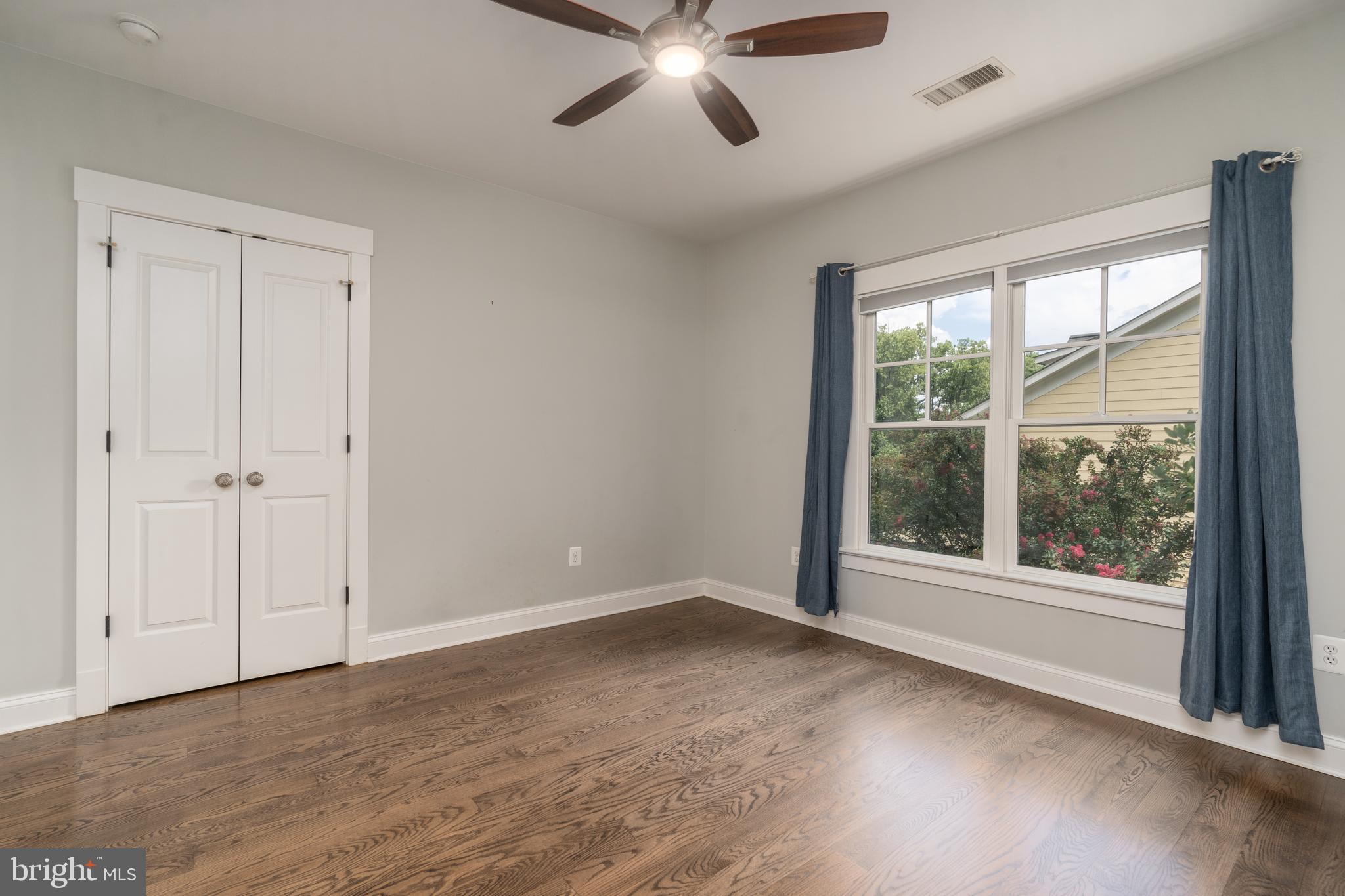 4310 Chestnut Street Bethesda, MD 20814 - Photo 32 of 50 Bedroom 3