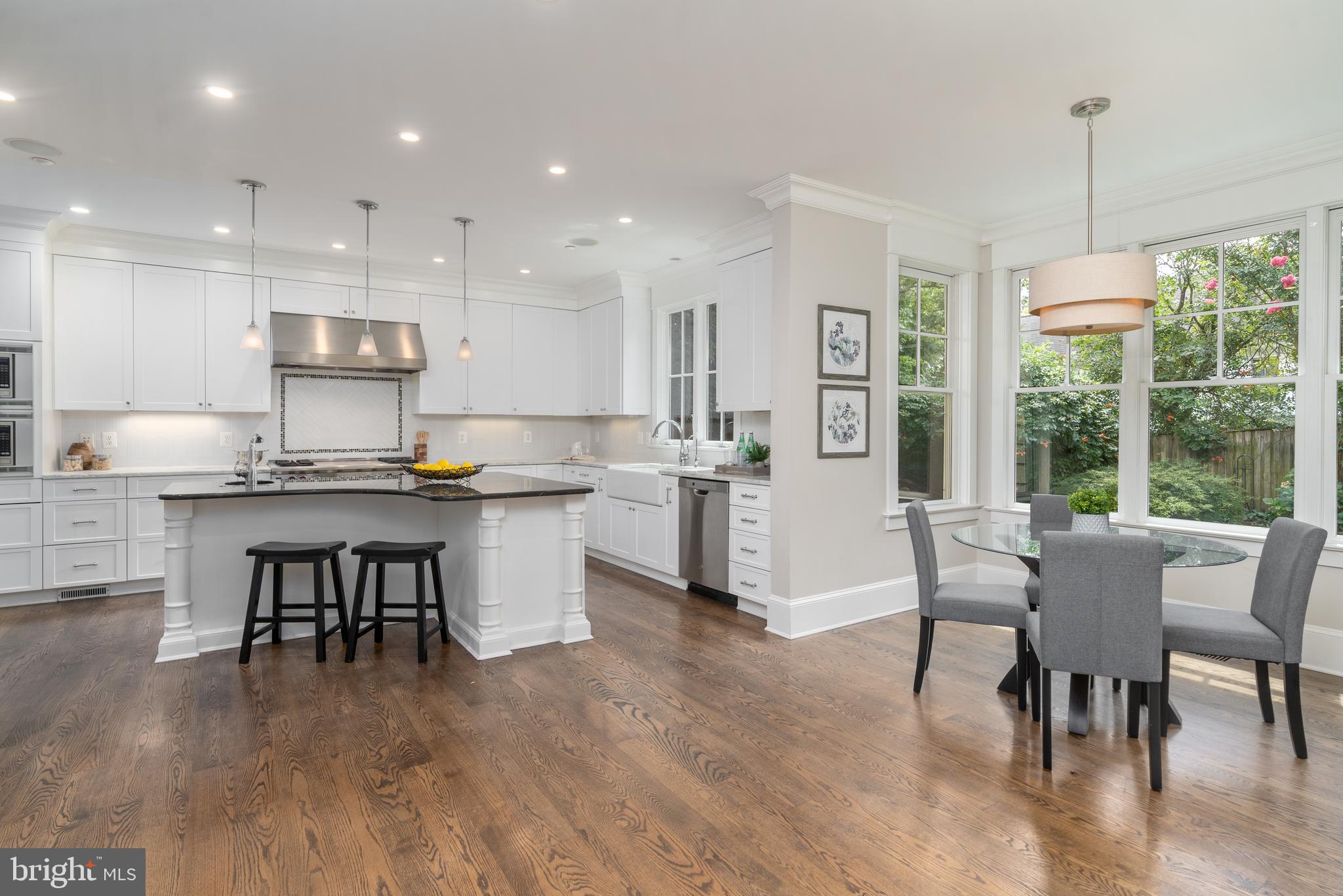 4310 Chestnut Street Bethesda, MD 20814 - Photo 9 of 50 Spacious and open kitchen