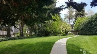 $2,700 | 9906 Northeast 124th Street, Unit 1111, Kirkland, WA 98034