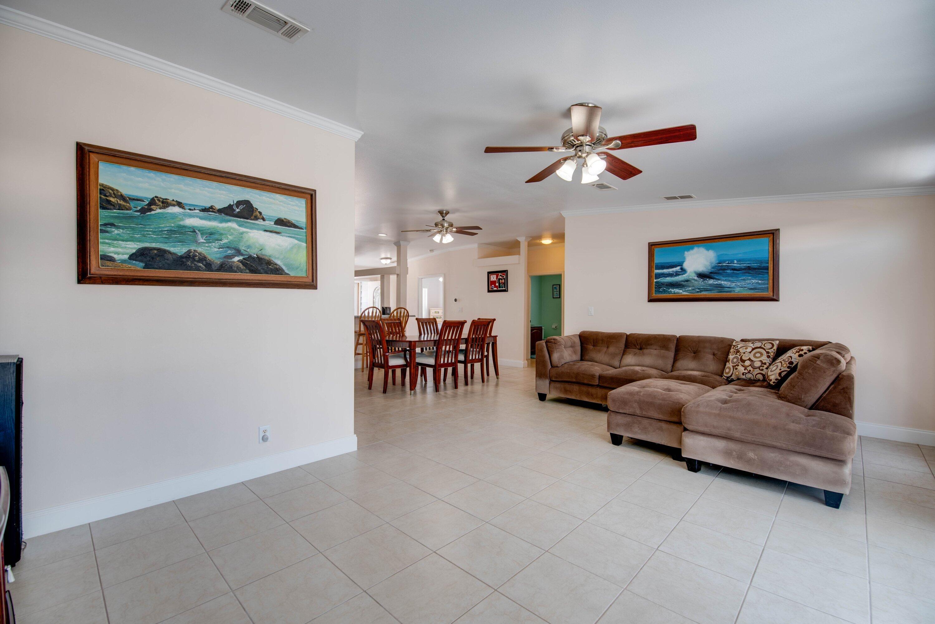 29491 Ranger Avenue Big Pine Key, FL 33043 - Photo 9 of 26 Large Living Room