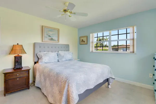 $269,900 | 129 Mockingbird Lane, Delray Beach, FL 33445