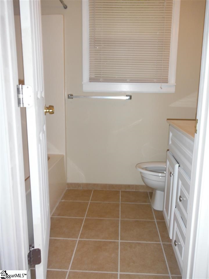 517 Reid School Road Taylors, SC 29687 - Photo 27 of 36 Gallery Image 27