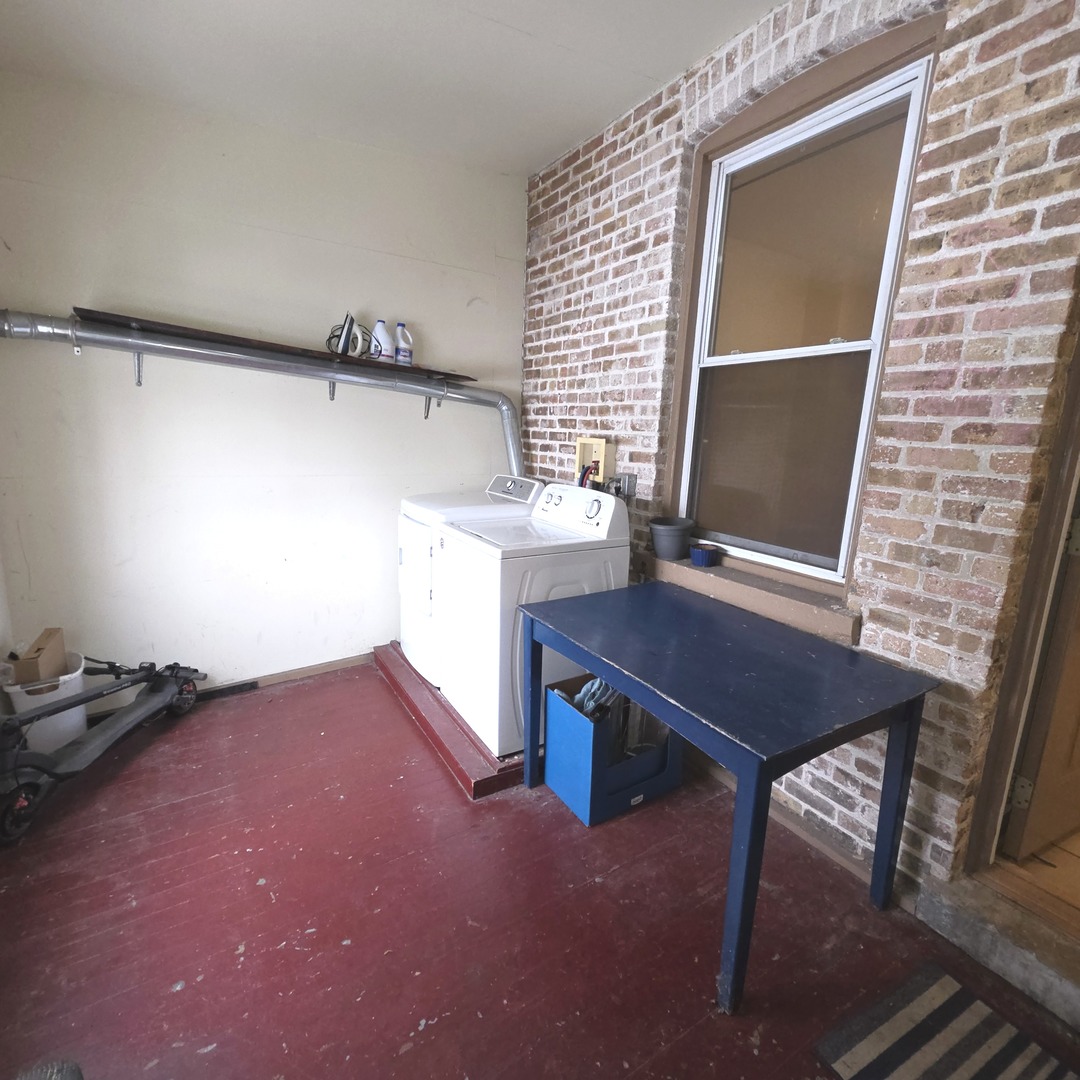 3224 West Armitage Avenue, Unit 2 Chicago, IL 60647 - Photo 12 of 12 a workspace with furniture and window