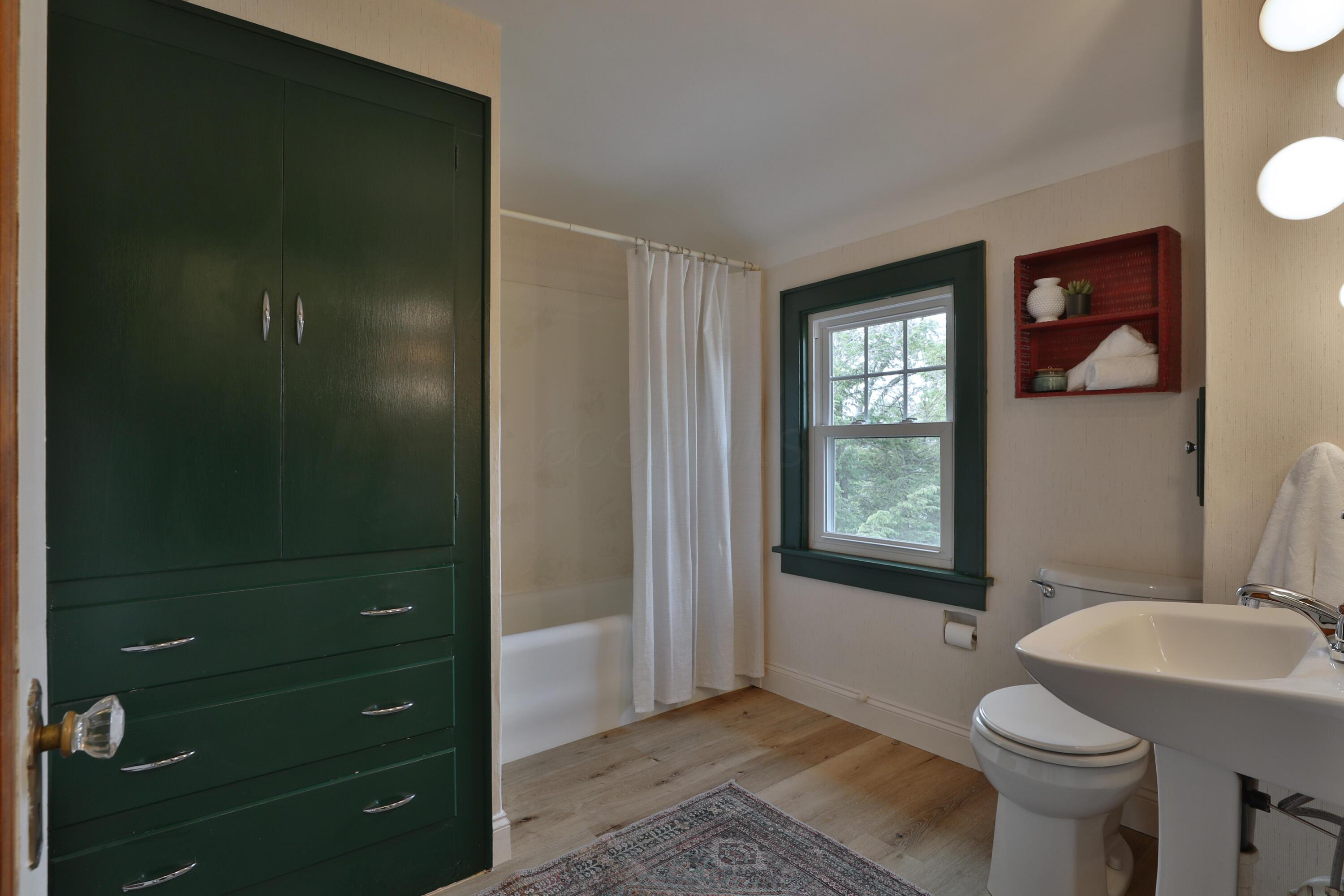216 Chatham Road Columbus, OH 43214 - Photo 30 of 41 Gallery Image 30