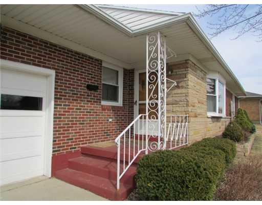 1202 Eastgate Road Springfield, OH 45503 - Photo 2 of 12
