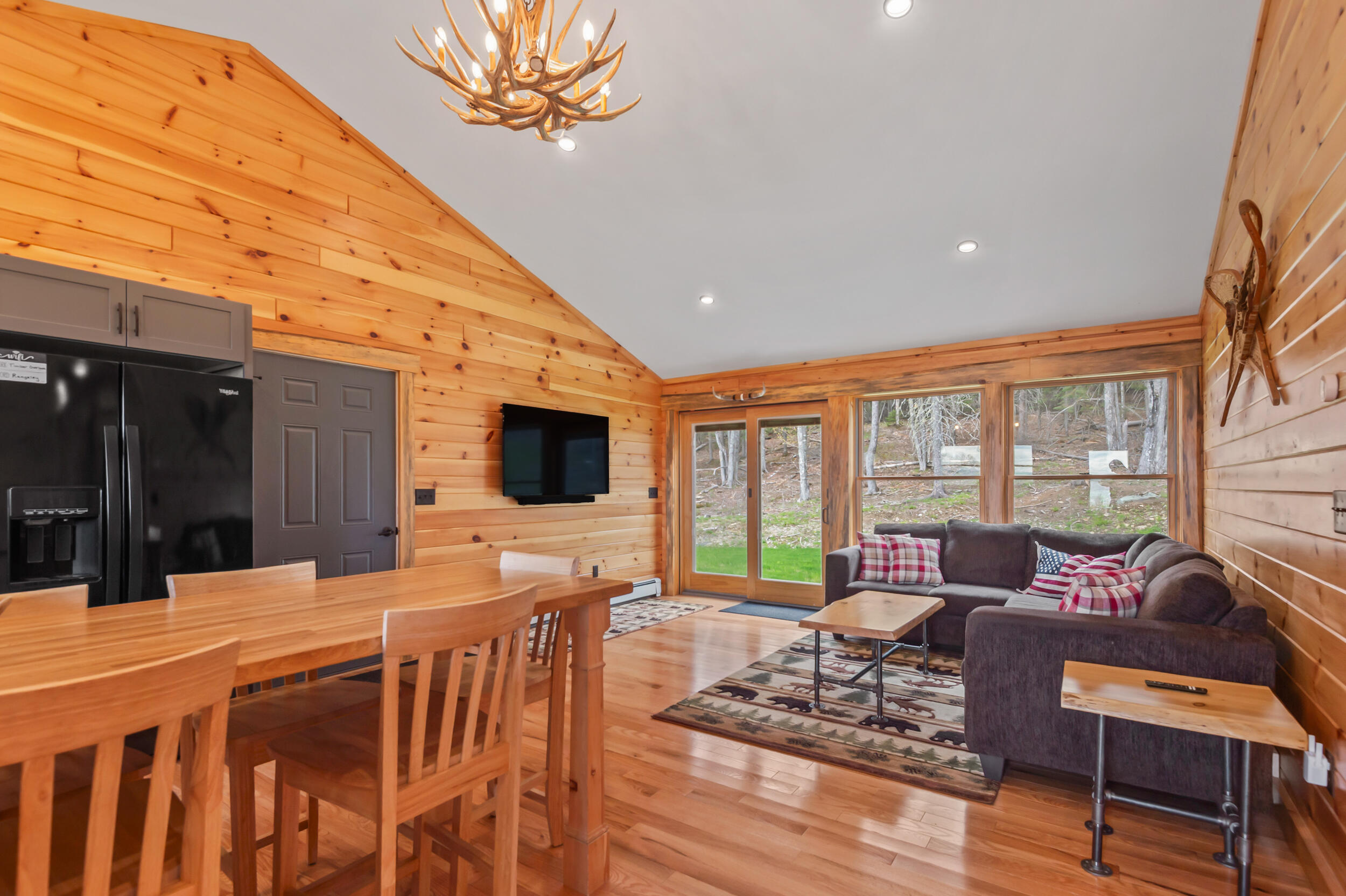 3935 Main Street Rangeley, ME 04970 - Photo 12 of 58 Dining / Living