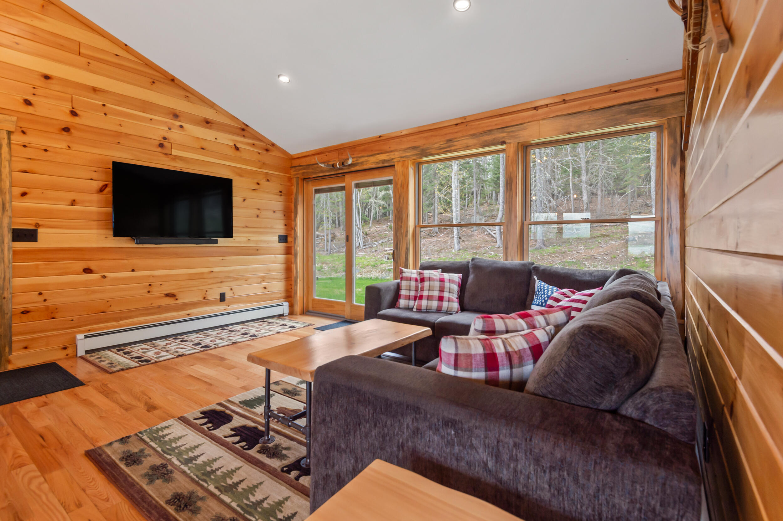 3935 Main Street Rangeley, ME 04970 - Photo 13 of 58 Living