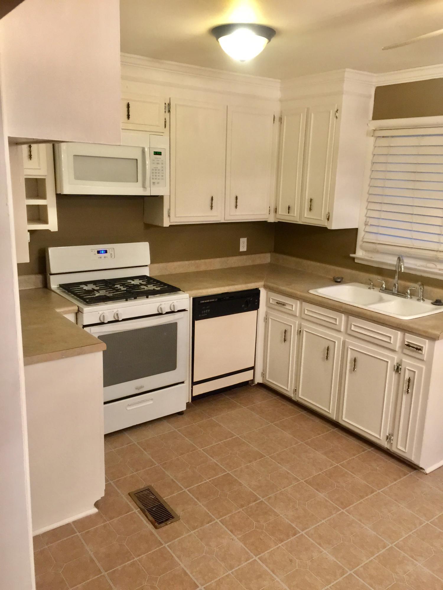 5500 Rio Street North Charleston, SC 29406 - Photo 5 of 16 3822F727-FE16-4074-BE63-FF4354B6699D