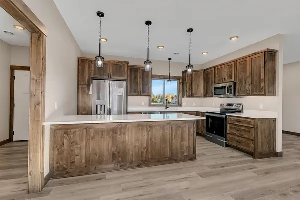 $699,900 | 522 1st Street Southeast, St. Stephen, MN 56375